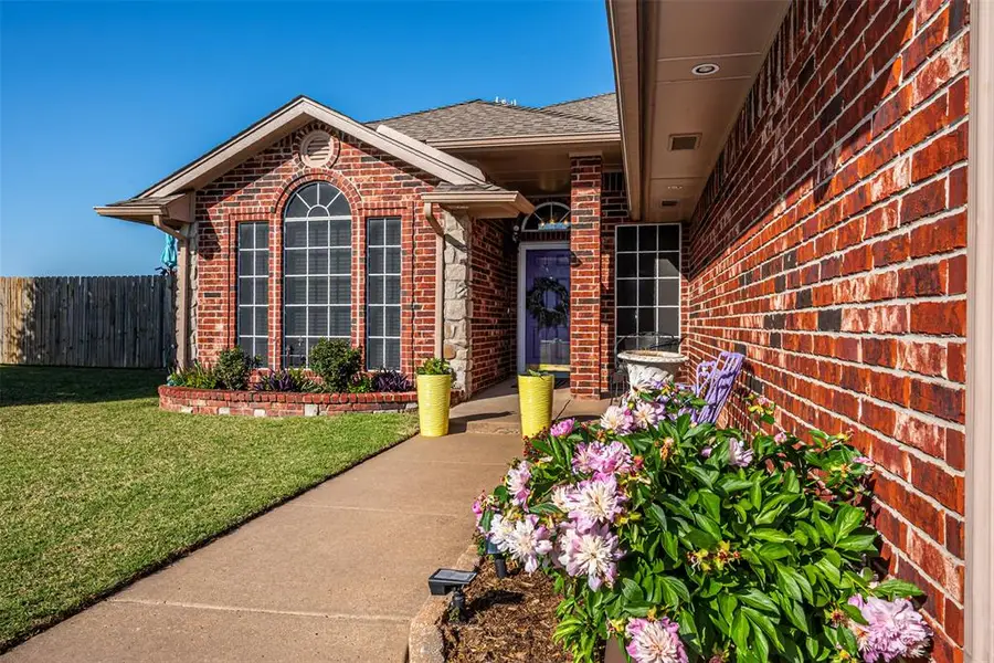 3300 Judy Terrace, Moore, OK 73160 - #3