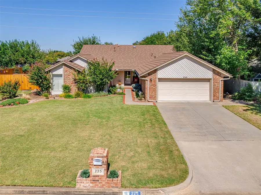 225 SE 27th Street, Moore, OK 73160 - #3