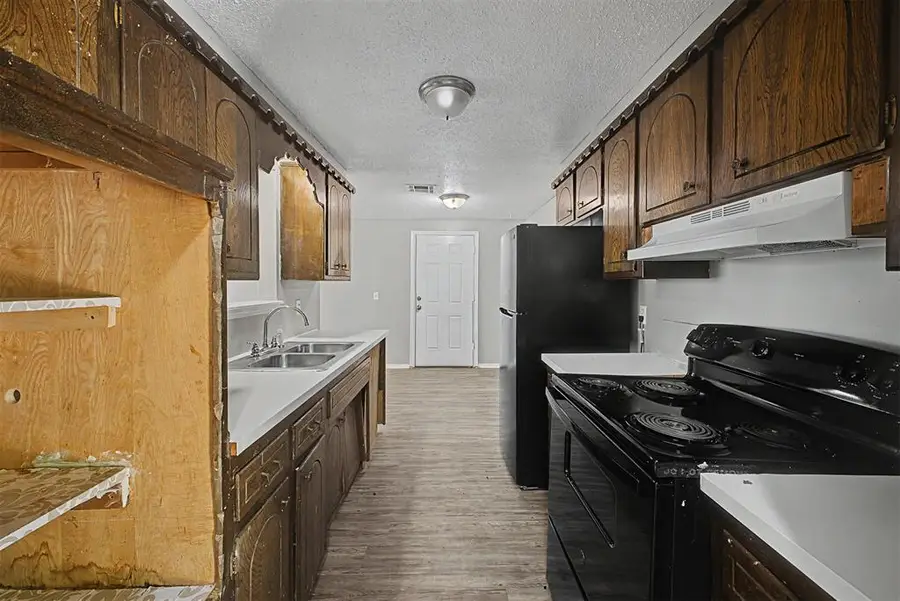 1501 Marydale Avenue, Midwest City, OK 73130 - #2