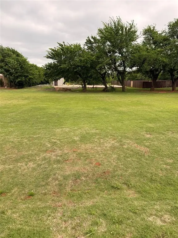 929 County Street 2932, Tuttle, OK 73089