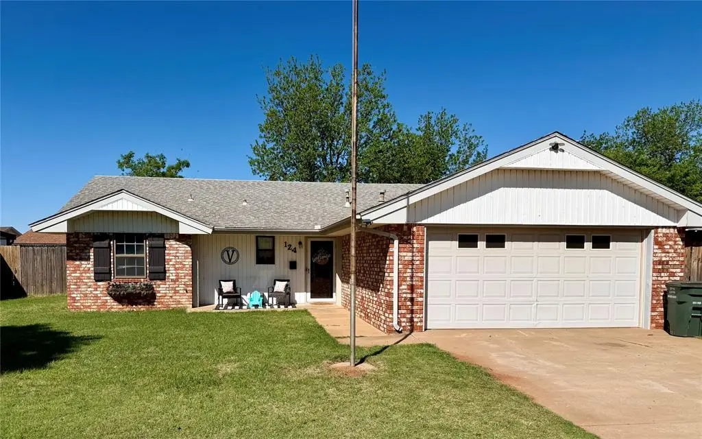 124 Rawlings, Clinton, OK 73601 - #1