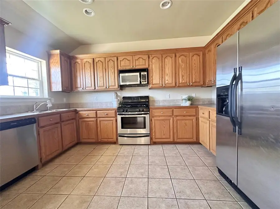 121 Carmin Drive, Shawnee, OK 74804 - #3