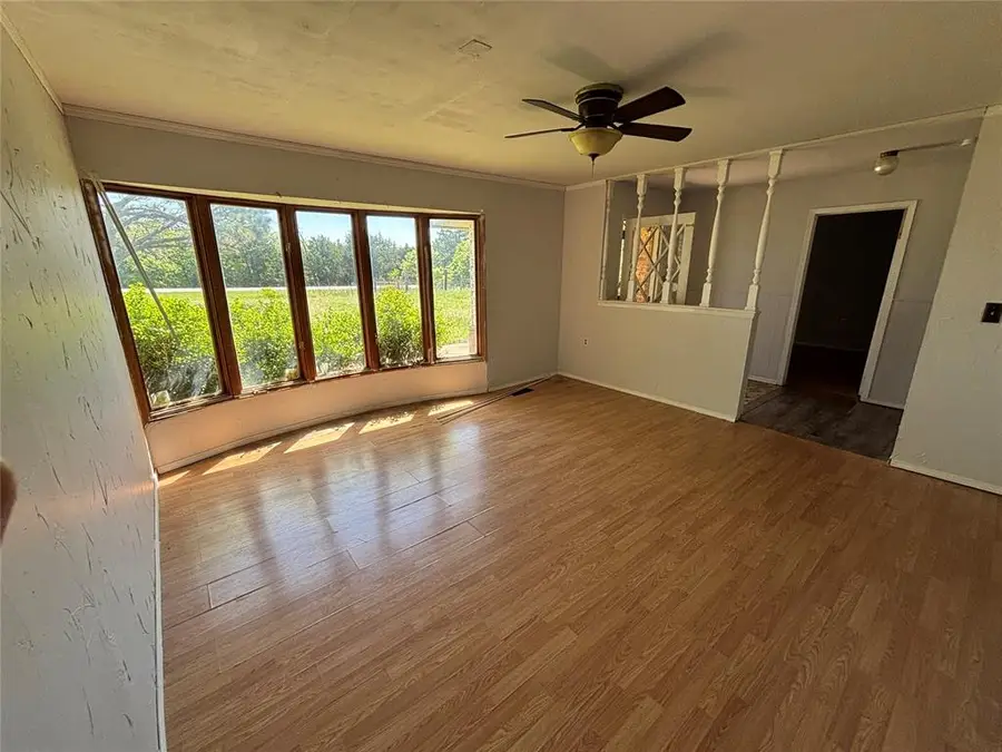 16056 S Watertower Road, Binger, OK 73009 - #3