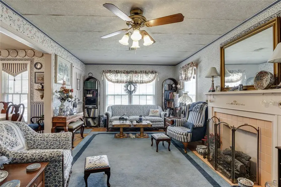 3836 NW 16th Street, Oklahoma City, OK 73107 - #2