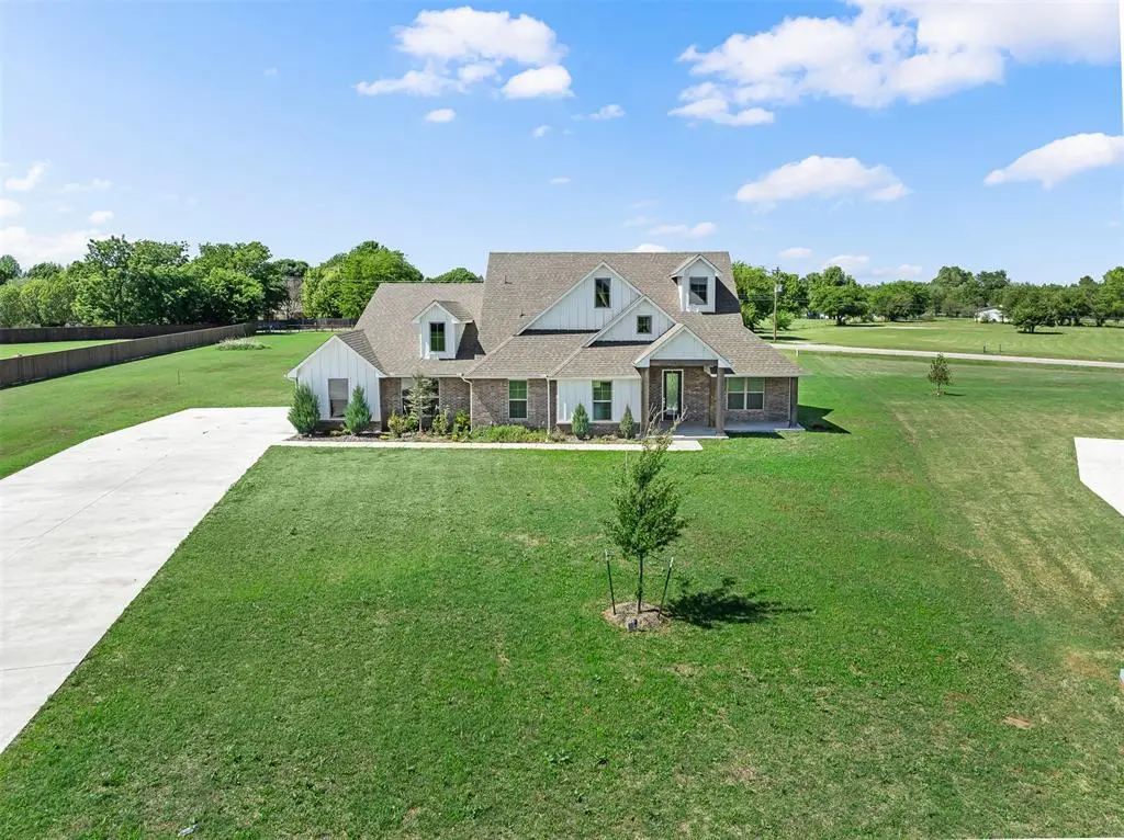 3452 Woodland Springs Drive, Norman, OK 73072 - #1