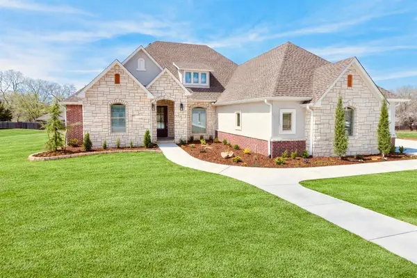 2915 Ridgecrest Drive, Purcell, OK 73080