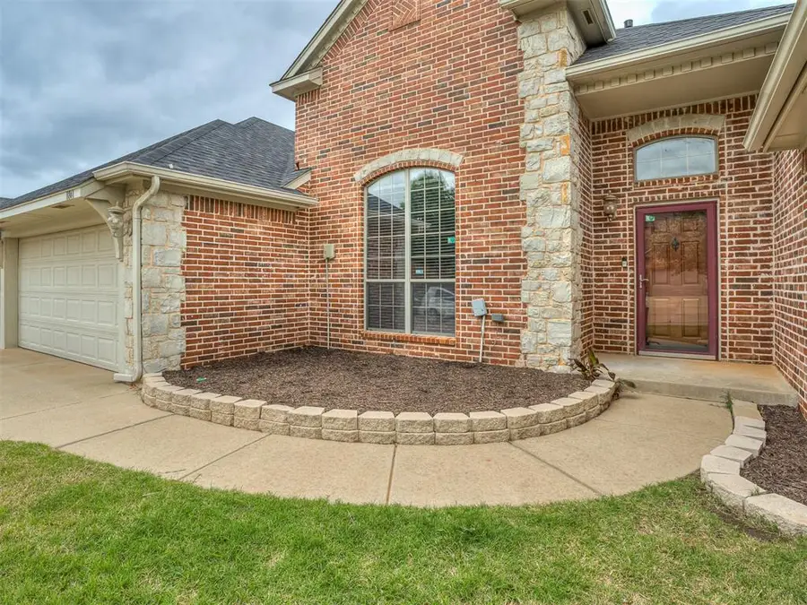 8841 NW 121st Street, Oklahoma City, OK 73162 - #2