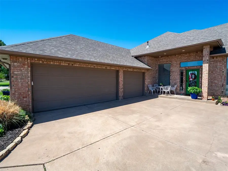 2121 SW 30th Street, Oklahoma City, OK 73119 - #3