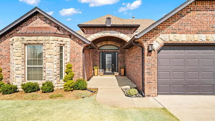 1507 NW 13th Place, Moore, OK 73170 - #2