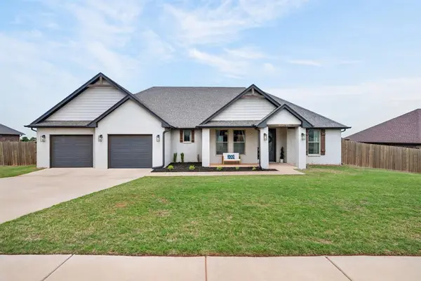 637 Megan Lane, Blanchard, OK 73010