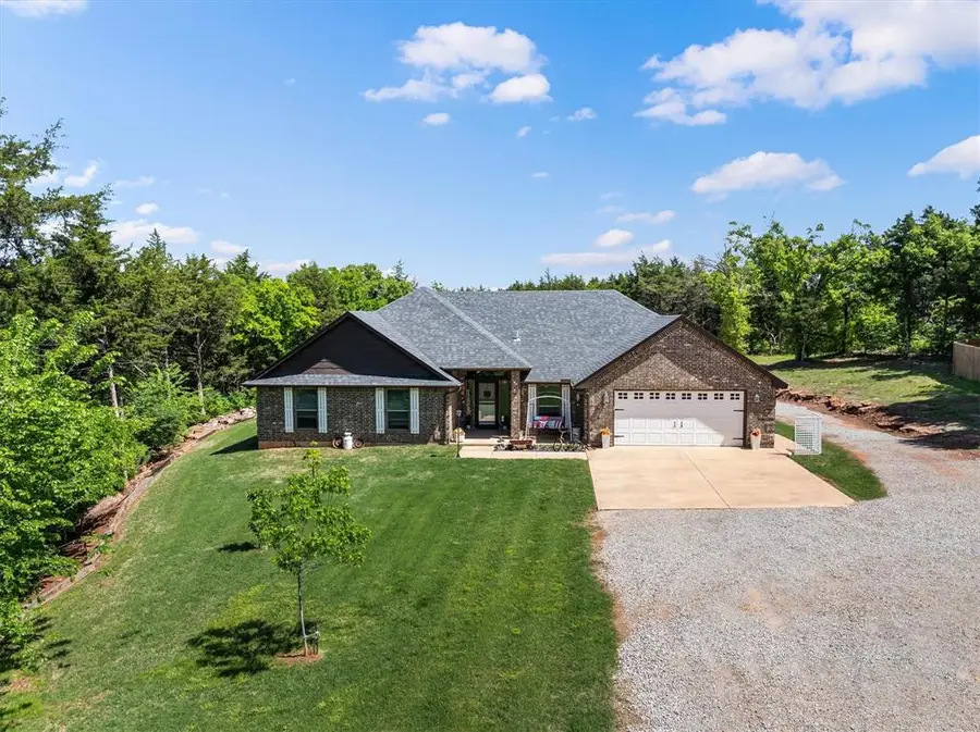 5796 Dogwood Drive, Guthrie, OK 73044 - #2