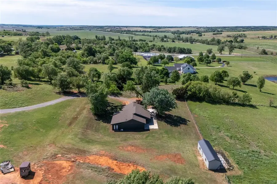 118 E Sugar Creek Drive, Binger, OK 73009 - #3