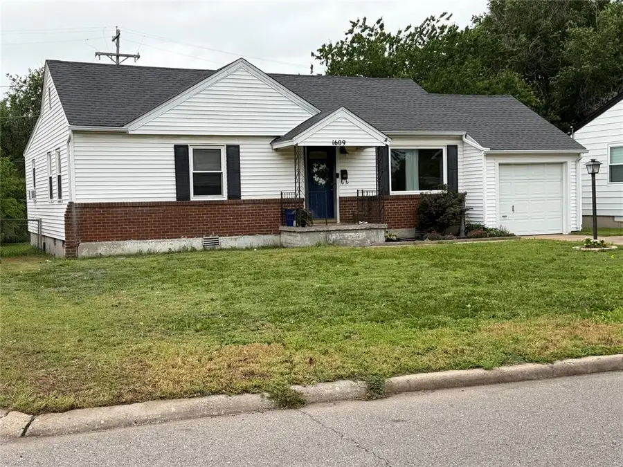 1609 Sandra Drive, Midwest City, OK 73110 - #2