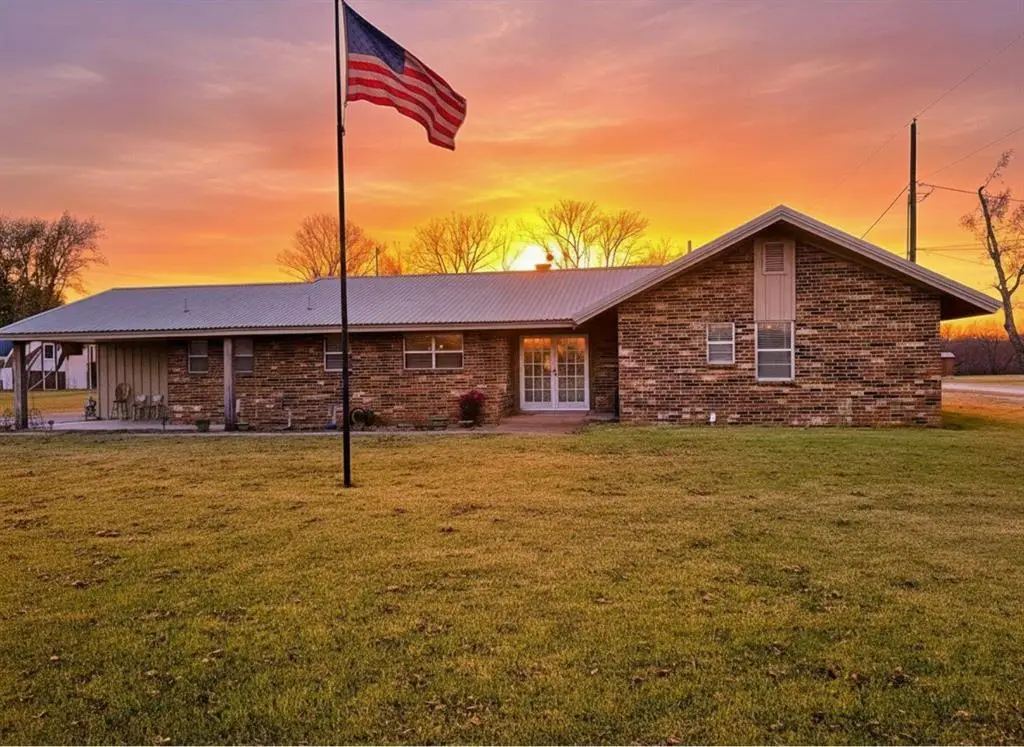 2064 S Highway 77 Highway, Davis, OK 73030 - #1