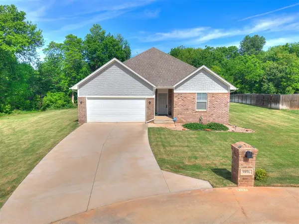 9896 Abington Circle, Edmond, OK 73025