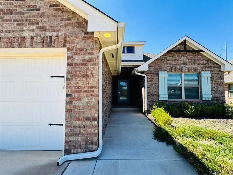 8905 Poppey Place, Yukon, OK 73099 - #3