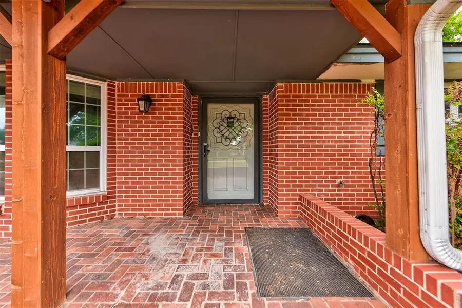 1506 W Walnut Street, El Reno, OK 73036 - #2