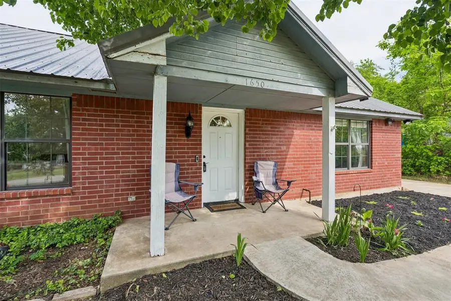 1650 N 1st Street, Harrah, OK 73045 - #2