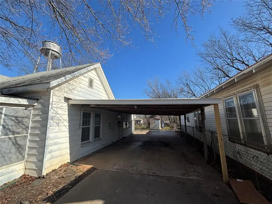 123 N Fowler Street, Meeker, OK 74855 - #3