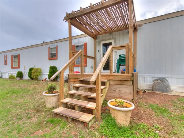 20630 Walker Road, Tecumseh, OK 74873