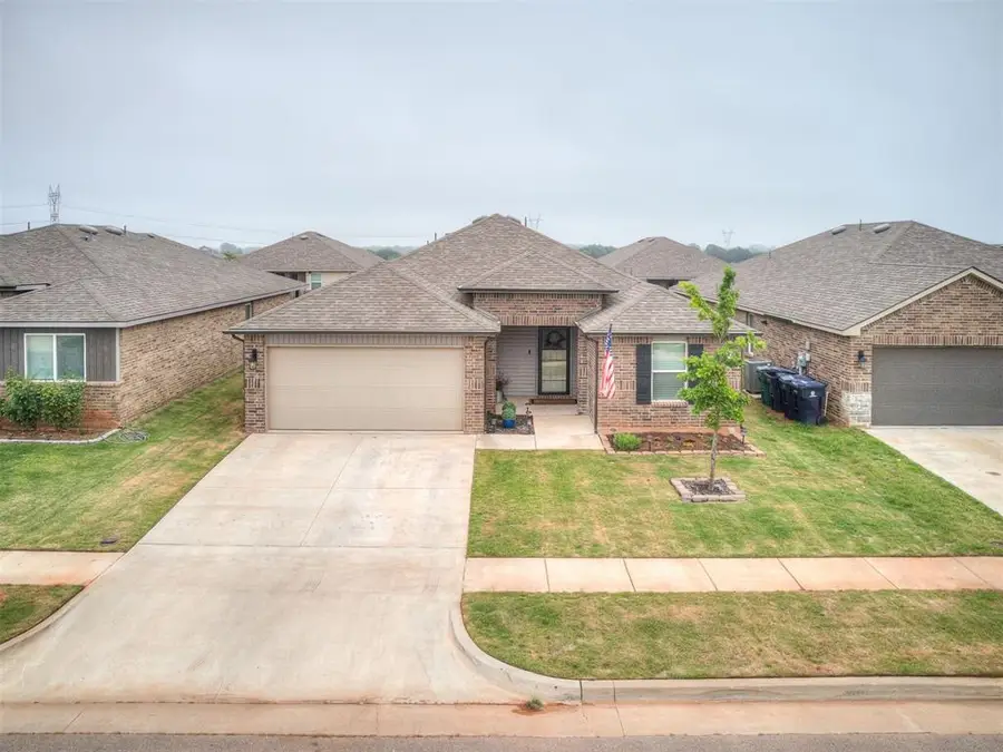 4212 Moonlight Road, Mustang, OK 73064 - #2
