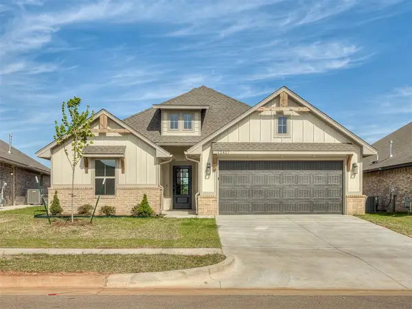 12417 Dolche Vita Drive, Yukon, OK 73099