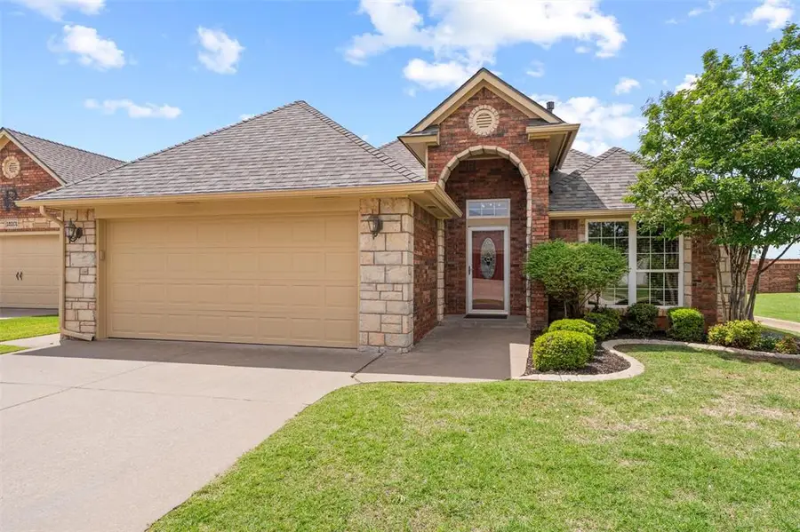 15205 Rocky Mountain Drive, Edmond, OK 73013 - #3