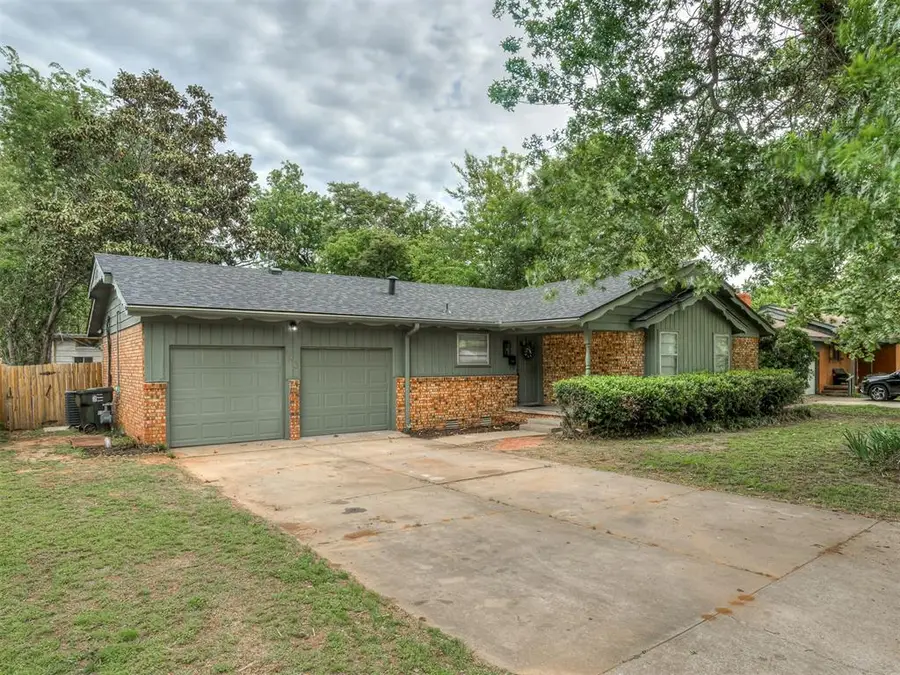 1631 Oakwood Drive, Norman, OK 73069 - #2