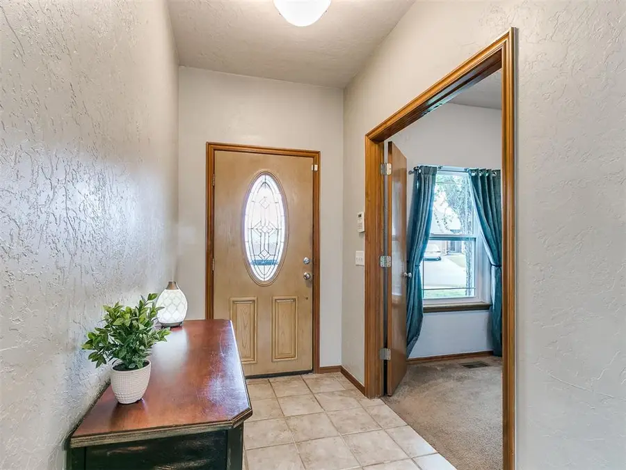 2525 Weymouth Way, Norman, OK 73071 - #2