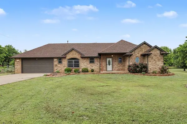 3800 Old Country Circle, Edmond, OK 73034