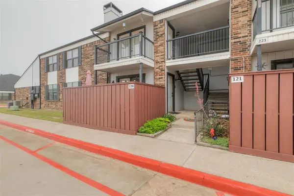 3003 River Oaks Drive #120, Norman, OK 73072