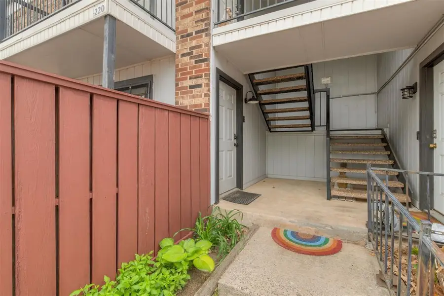 3003 River Oaks Drive #120, Norman, OK 73072 - #3