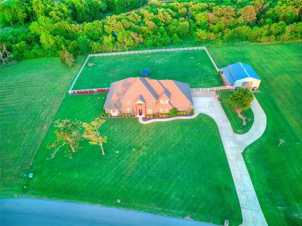 9340 Bear Creek Road, Guthrie, OK 73044