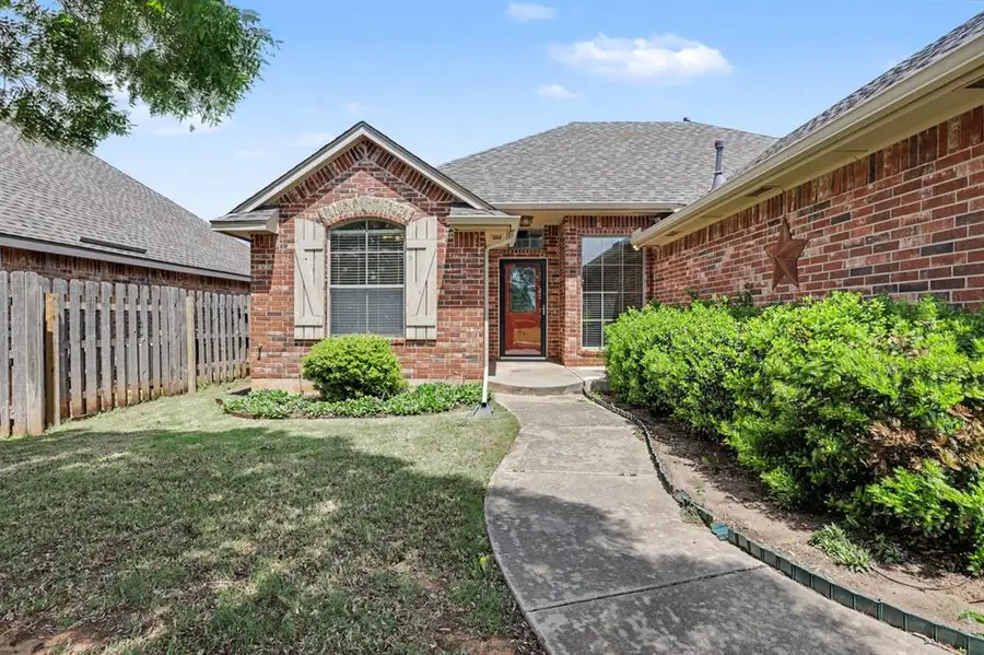 317 Mohawk Trail, Edmond, OK 73003 - #3