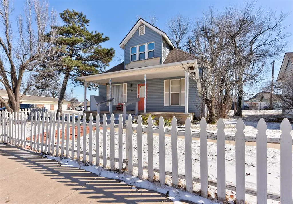 318 N Choctaw Avenue, El Reno, OK 73036 - #1