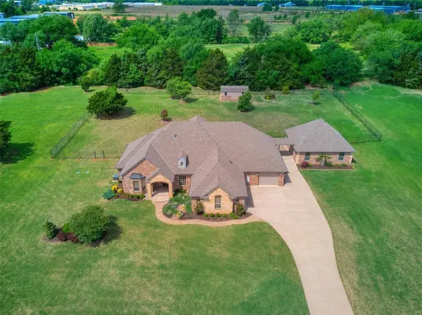7351 Falcon Ridge, Edmond, OK 73034
