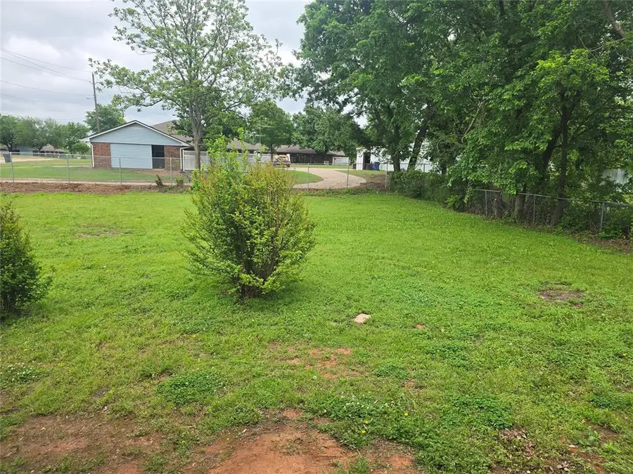 1015 N Rangeline Street, Tecumseh, OK 74873 - #3