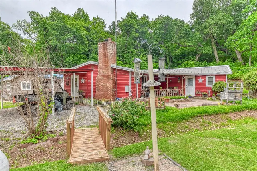 22251 W Fifth Street, Hinton, OK 73047 - #2