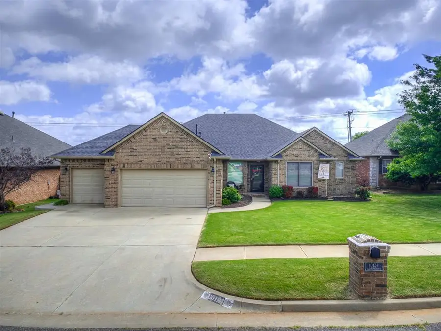 10124 Ashford Drive, Yukon, OK 73099 - #2