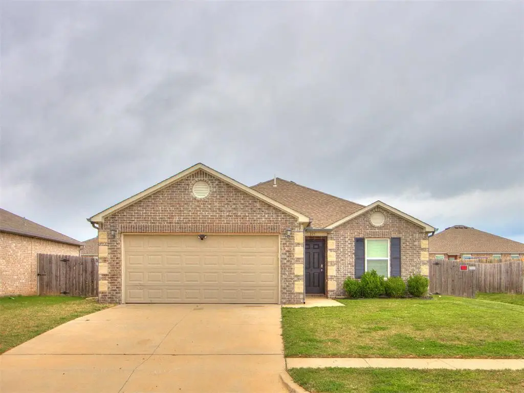 215 Waterside Drive, Newcastle, OK 73065 - #1