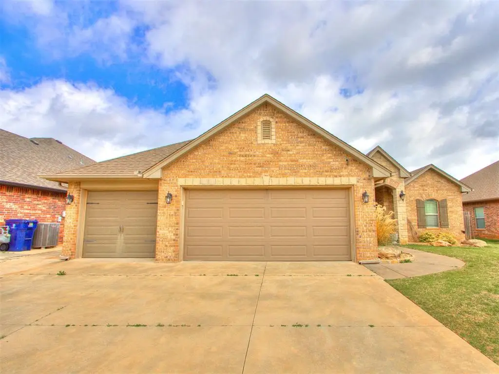 11313 SW 41st Terrace, Mustang, OK 73064 - #1