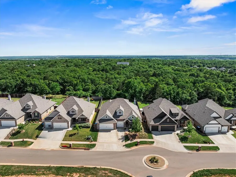 8208 Poplar Drive, Edmond, OK 73034 - #2