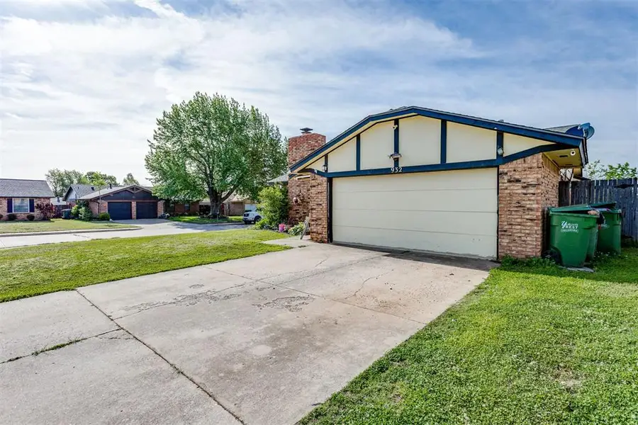 932 Hampton Circle, Yukon, OK 73099 - #3