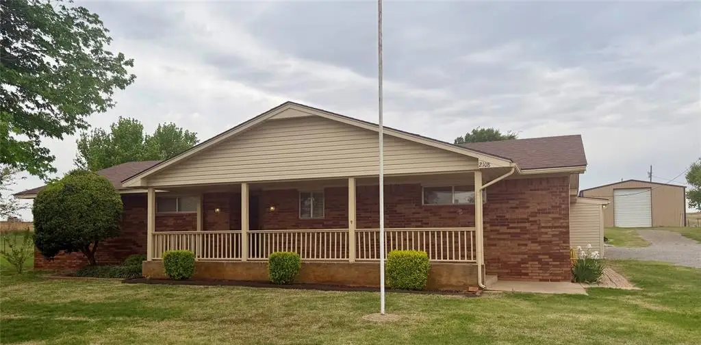 2108 S 28th Street, Clinton, OK 73601 - #1