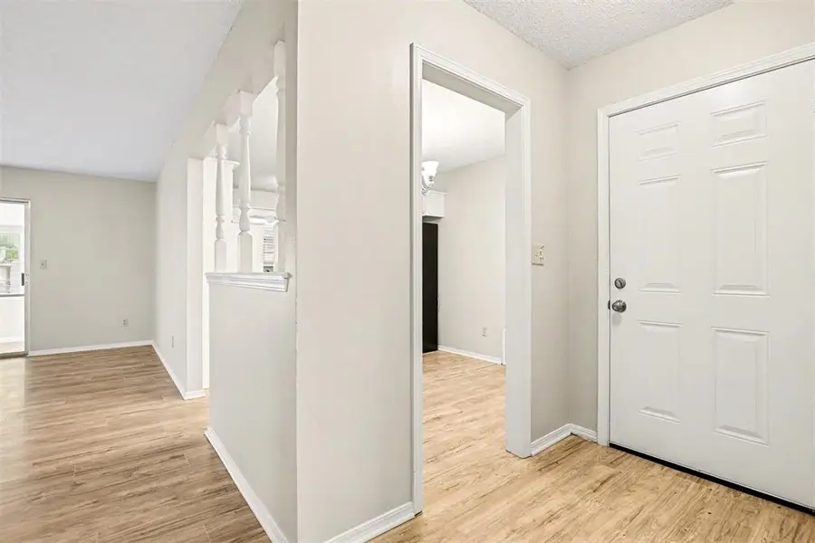 812 Rolling Meadows Boulevard, Oklahoma City, OK 73110 - #2