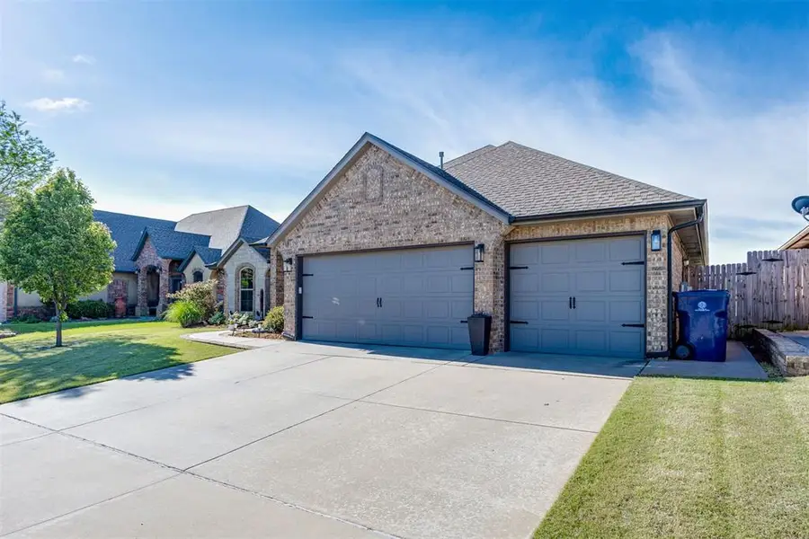 8908 NW 110th Street, Oklahoma City, OK 73162 - #2