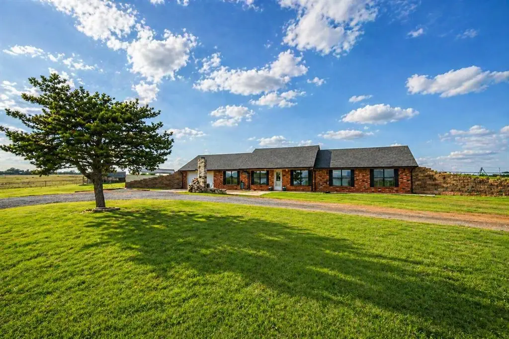 1395 Us 62 Highway, Chickasha, OK 73018 - #1