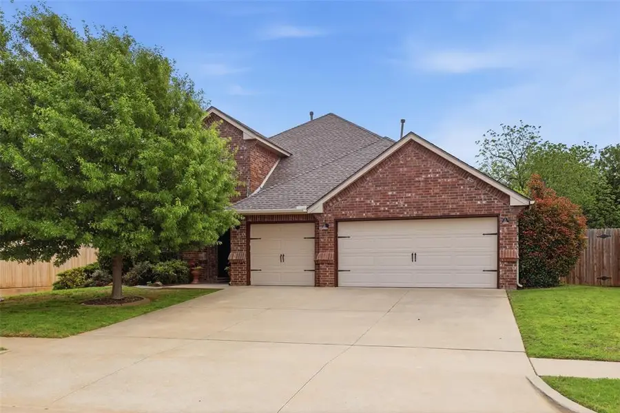 641 Branch Line Road, Yukon, OK 73099 - #2