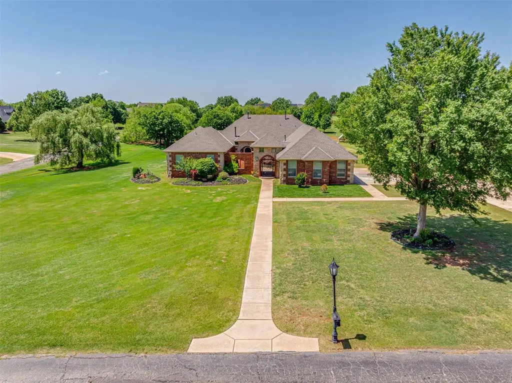 7025 Orchard View, Edmond, OK 73025 - #1