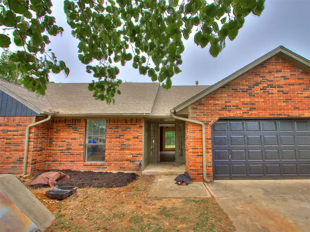1032 Harrison Street, Harrah, OK 73045 - #1